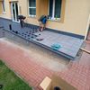 Oprava terasy a pokládka dlažby, Praha - při realizaci